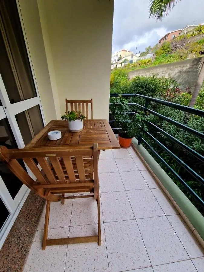 Charming Apartment In Funchal With Balcony And View 0*, Funchal (Madeira)